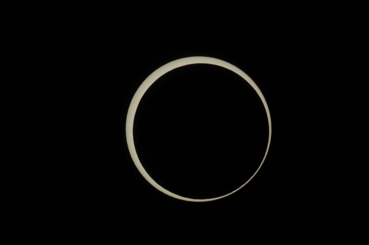 Annular_eclipse_20120521\20120521_073522.JPG